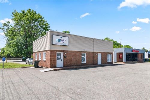 1328 E Pembroke Ave, Hampton, VA, 23669-2445 | Card Image