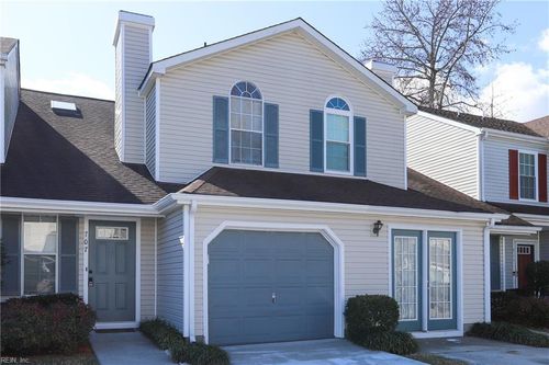 707 Aylesbury Dr, Virginia Beach, VA, 23462-7181 | Card Image