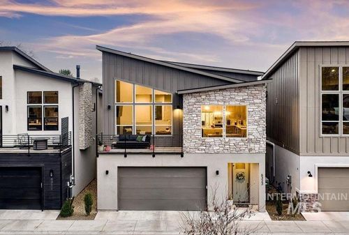 6323 W Bluebird Ln, Boise, ID, 83714-3900 | Card Image