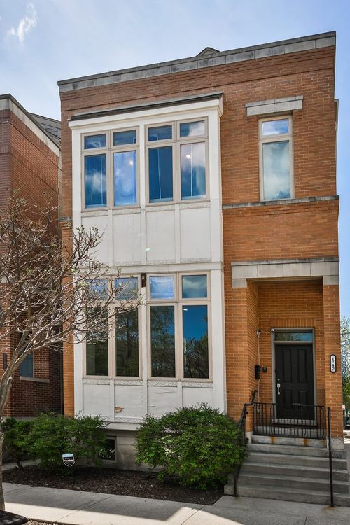 1742 N Bissell St, Chicago, IL, 60614-5506 | Card Image