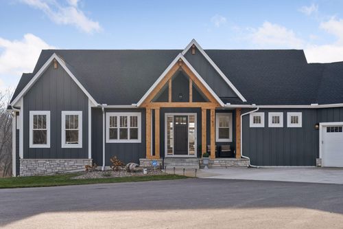 20182 Cleary Rd Nw, Anoka, MN, 55303-8860 | Card Image