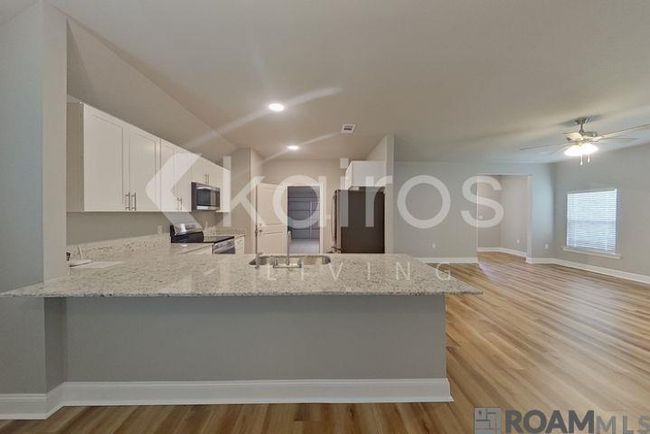 22877 Balsam Dr, House other with 3 bedrooms, 2 bathrooms and null parking in Denham Springs LA | Image 8