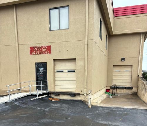 l-100-4560 S Campbell Avenue, Springfield, MO, 65810 | Card Image
