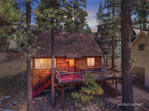 1014 Cherokee St, Fawnskin, CA, 92333-1018 | Card Image