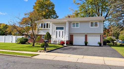37 Valley Vale Dr, Old Bridge, NJ, 08857-2643 | Card Image