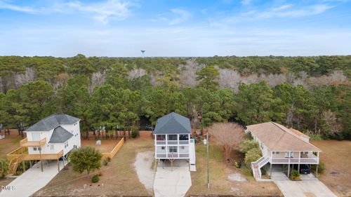 813 Driftwood Dr, Hampstead, NC, 28443-7826 | Card Image