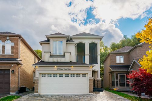 49 Cooper Creek Crt, Maple, ON, L6A2S4 | Card Image