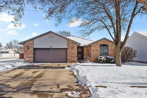 4688 Mission Dr, Decatur, IL, 62526-9269 | Card Image