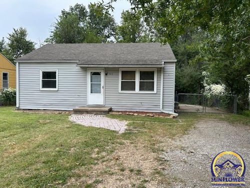 3413 Se Indiana Ave, Topeka, KS, 66605-2643 | Card Image