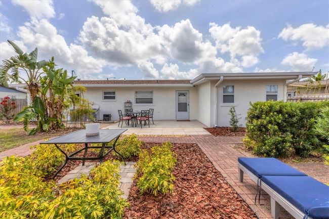 2402 33 Rd St W, House other with 3 bedrooms, 2 bathrooms and null parking in BRADENTON FL | Image 23
