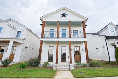 23 Clark Blvd, Tupelo, MS, 38804-2802 | Card Image