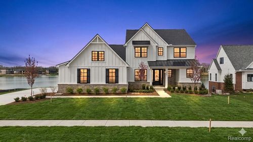 2691 Crystal Lake Dr, Commerce Township, MI, 48382-4275 | Card Image