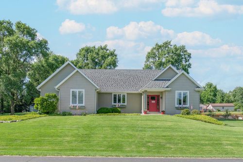 W5158 Hares Foot Road, Sugar Creek, WI, 53121 | Card Image