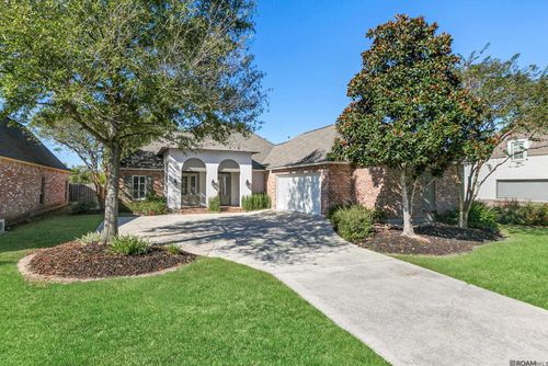 13712 Landmark Dr, Baton Rouge, LA, 70810-0418 | Card Image