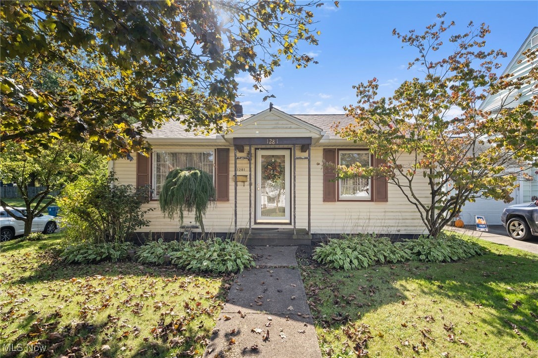 Plymouth St, Massillon, OH 44646