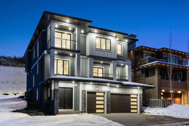 419 Patterson Boulevard Sw, Home with 5 bedrooms, 4 bathrooms and 6 parking in Calgary AB | Image 2