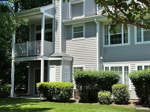 1225 Richmond Rd, Mahwah, NJ, 07430-3238 | Card Image