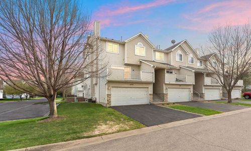 14516 Lockslie Trl, Savage, MN, 55378-2258 | Card Image