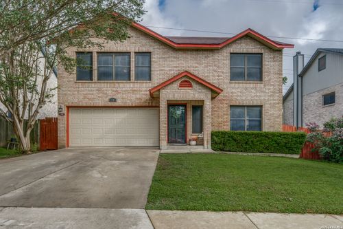 7507 Avery Rd, Live Oak, TX, 78233-4744 | Card Image