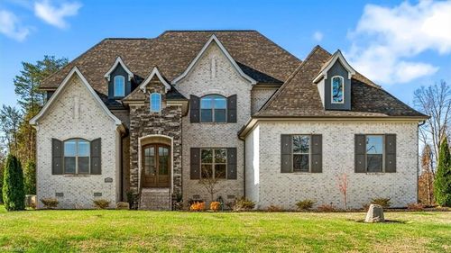 6203 Maggie Dixon Pl, Greensboro, NC, 27455-8438 | Card Image