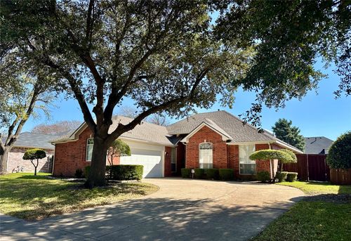 4938 Water Oak Dr, Grand Prairie, TX, 75052-4451 | Card Image