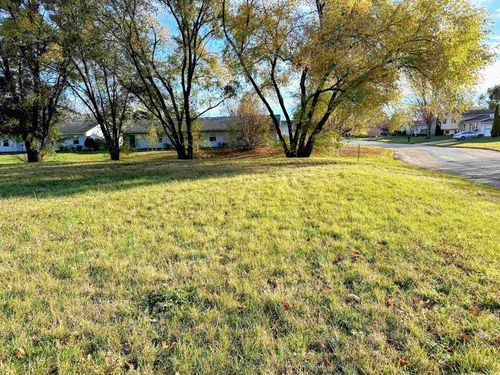 900 S Michigan (Lot 2 Of 2) Street, Prairie Du Chien, WI, 53821 | Card Image