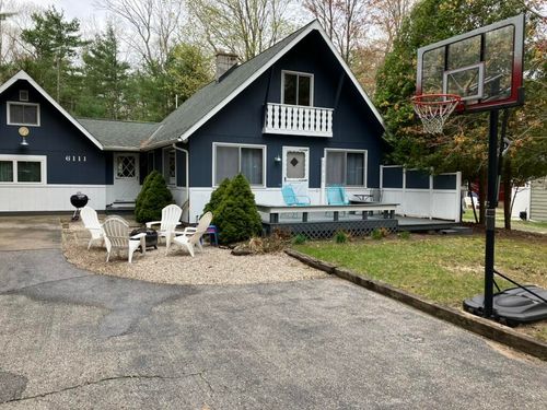 6111 W Longbridge Rd, Pentwater, MI, 49449-9790 | Card Image