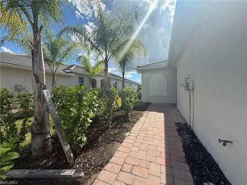 2224 Dragonfruit Way, NAPLES, FL, 34120-5744 | Card Image
