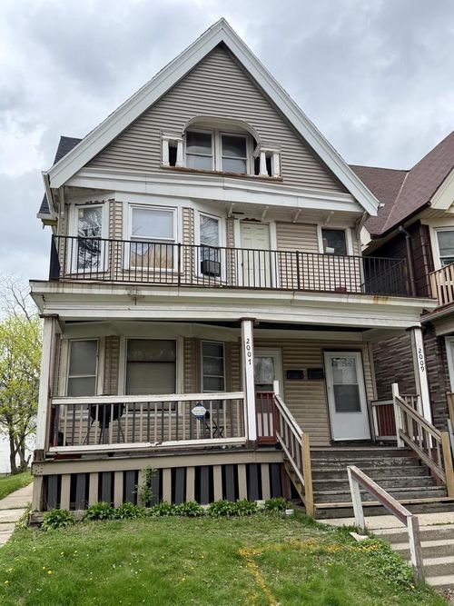 2009-2007 N 40th Street, Milwaukee, WI, 53208 | Card Image