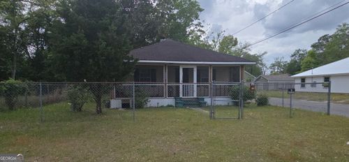 1227 Martin Luther King Dr, Waycross, GA, 31501-6608 | Card Image