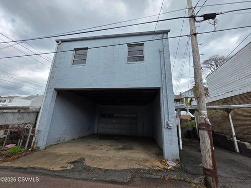 104-106 S Hickory Street, Mt. Carmel, PA, 17851 | Card Image