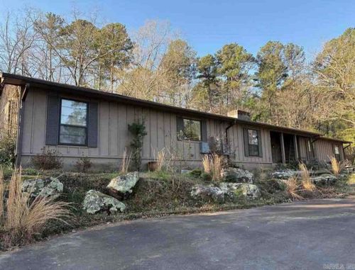 10111 Garrison Rd, Little Rock, AR, 72223-8502 | Card Image