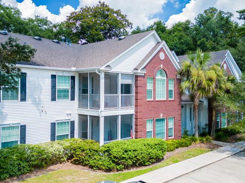 147 Golf View Ln, Summerville, SC, 29485-6247 | Card Image