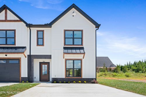 1361 Grace Way, Sevierville, TN, 37862-6191 | Card Image