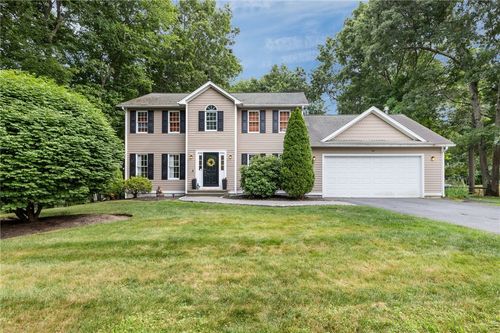 194 Council Rock Rd, Cranston, RI, 02921-2216 | Card Image