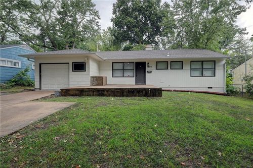 7506 111th Ter, Kansas City, MO, 64134-2927 | Card Image