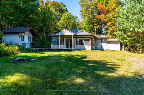 1566 W Settlement Rd, Haliburton, ON, K0M1S0 | Card Image