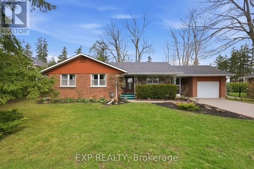 20 Roosevelt St, Lindsay, ON, K9V2X7 | Card Image