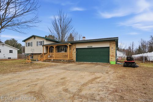 4056 Field Rd, Clio, MI, 48420-8221 | Card Image