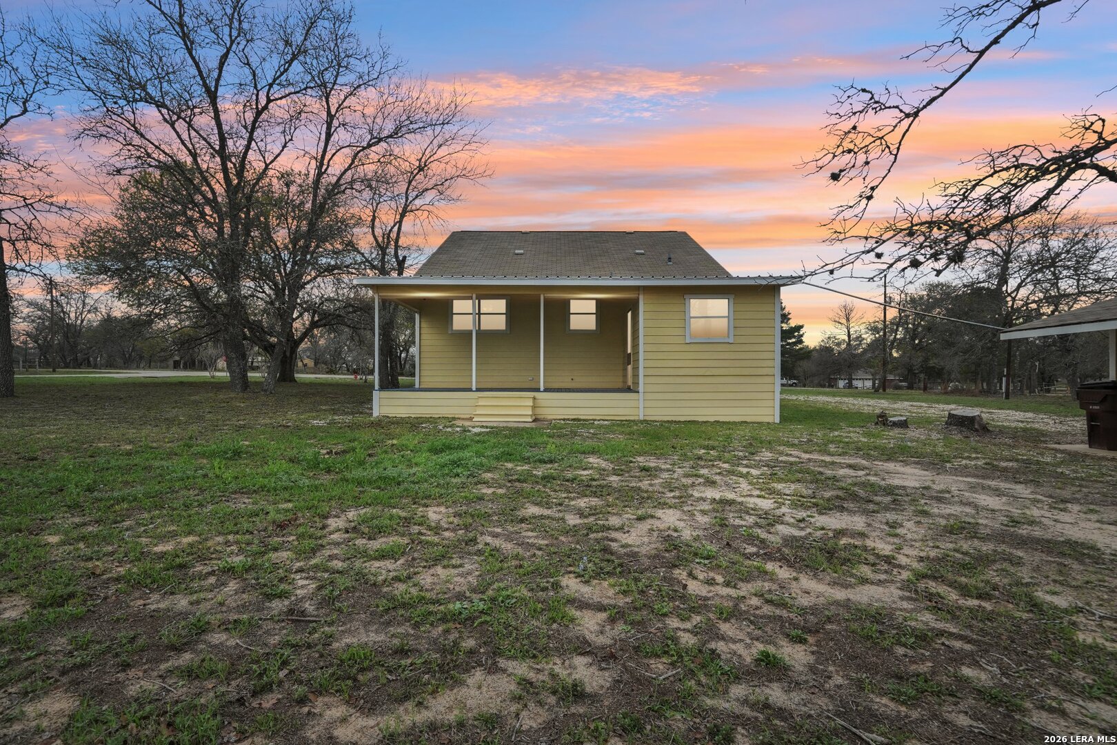 Residential in Floresville