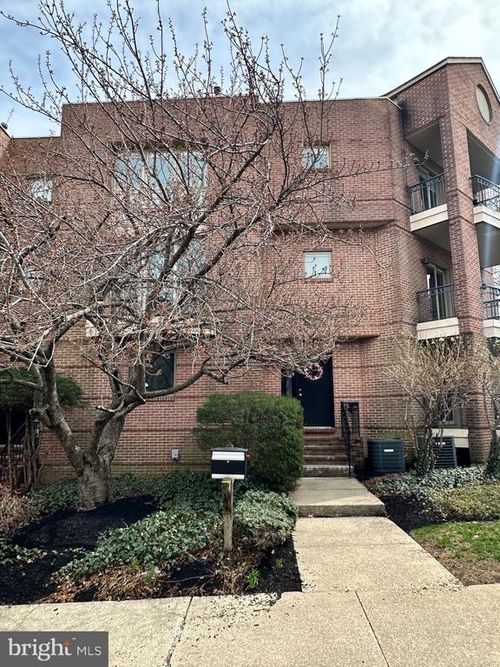 1600 N Franklin St, WILMINGTON, DE, 19806-3106 | Card Image
