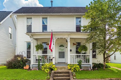 531 E Franklin St, Circleville, OH, 43113-1836 | Card Image