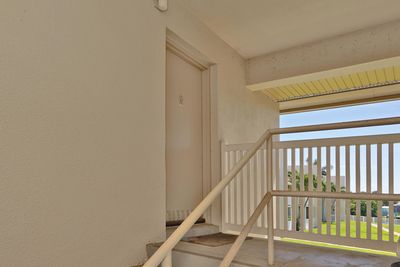 F8 - 250 N Banana River Drive, Condo with 2 bedrooms, 1 bathrooms and null parking in Merritt Island FL | Image 2