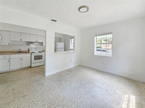 2-6601 Sw 10th St, Miami, FL, 33144-4957 | Card Image