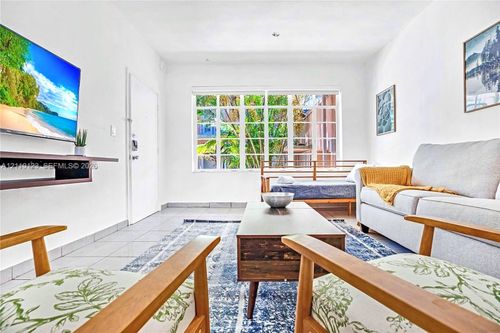 303-3-301 86th St, Miami Beach, FL, 33141-4816 | Card Image