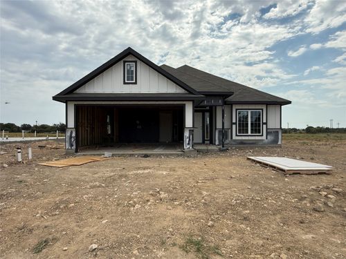 118 Jenjira Way, McGregor, TX, 76657-4335 | Card Image