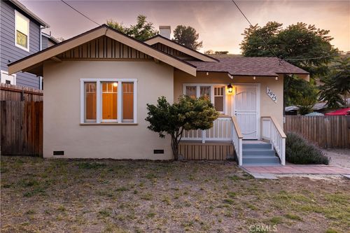 2925 Vine St, Paso Robles, CA, 93446-1123 | Card Image