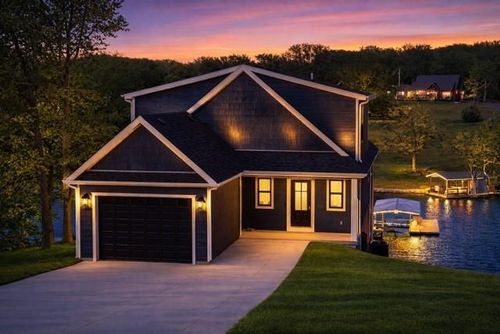 430 Lake Viking Ter, Gallatin, MO, 64640-8315 | Card Image