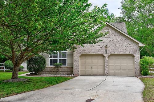 2768 Mulberry Loop, Virginia Beach, VA, 23456-7801 | Card Image