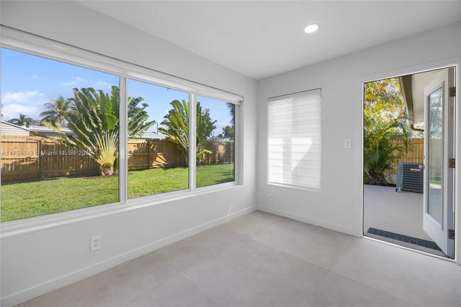 211 Sw 14 Th St, House other with 3 bedrooms, 2 bathrooms and null parking in Pompano Beach FL | Image 26